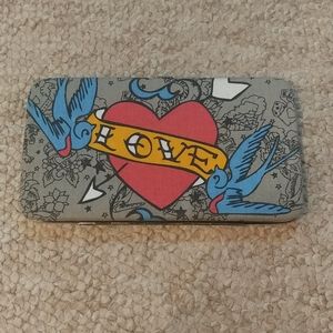 Love Hand Wallet